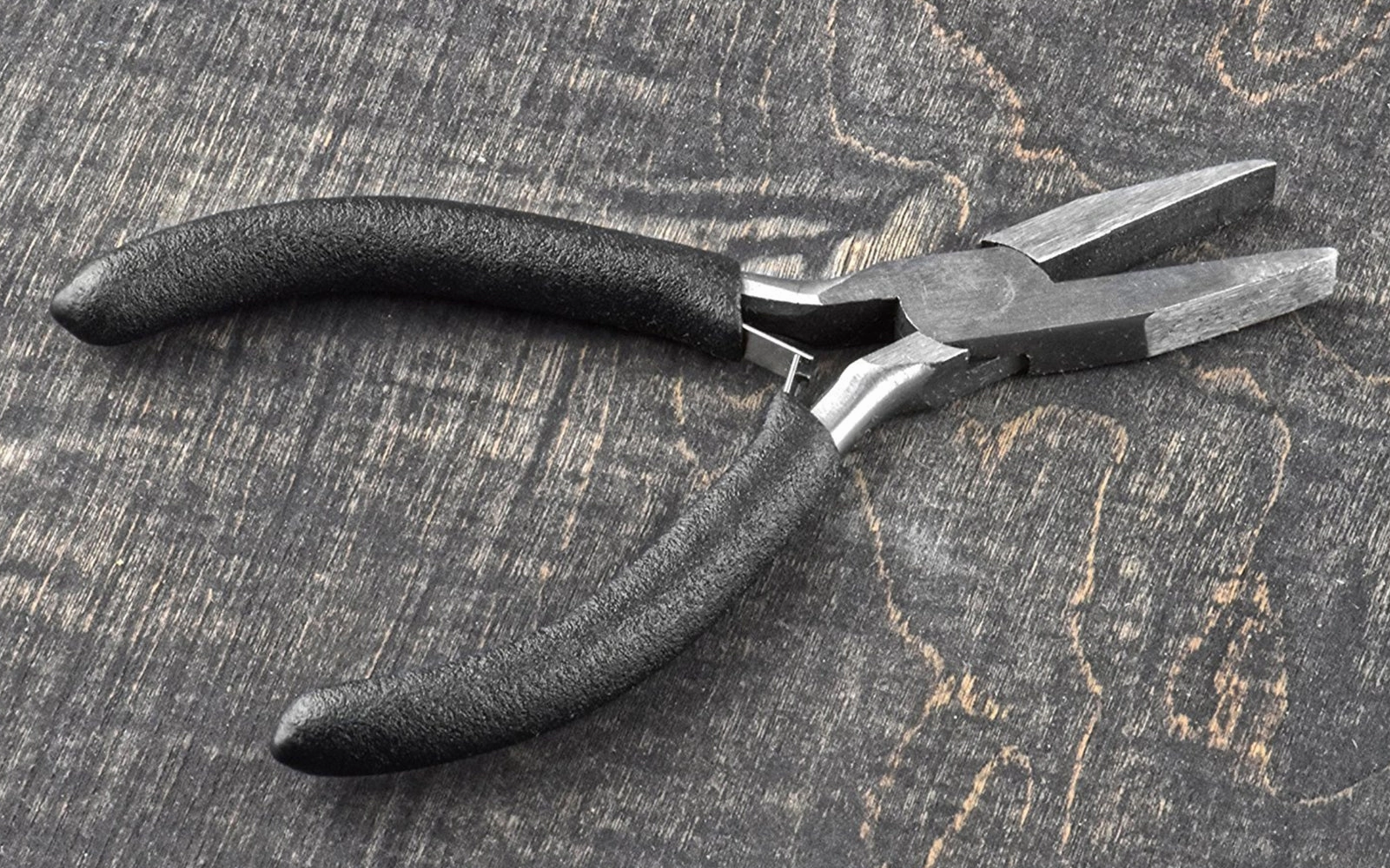 5" Flat Nose Smooth Jaw Pliers