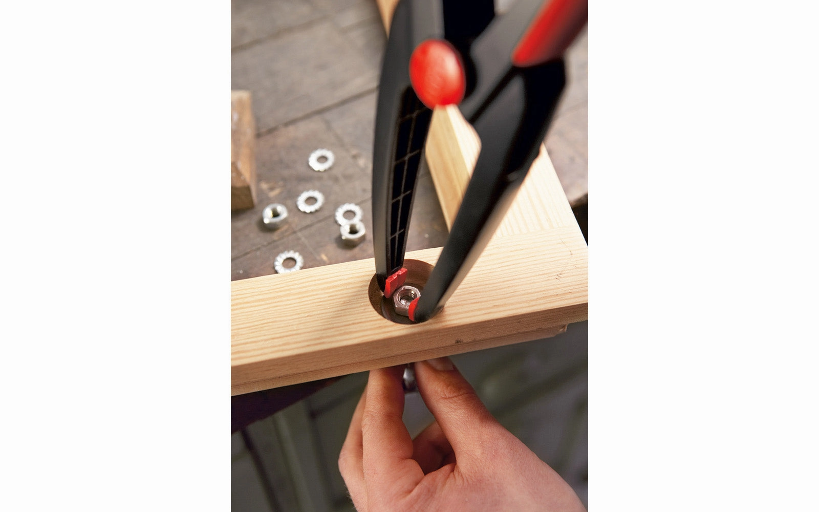 Bessey Needle Nose Spring Clamp - 3" x 4" Long Jaw