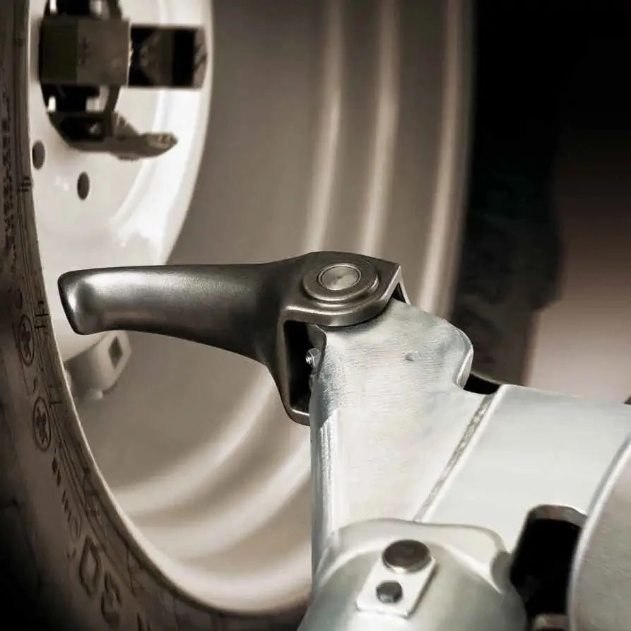 Corghi Monster AGTT Heavy-Duty Tire Changer