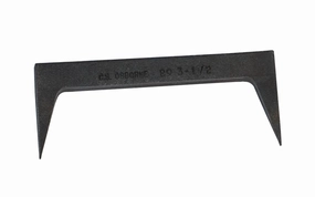 CS Osborne Pinch Dog ~ 3-1/2" Length
