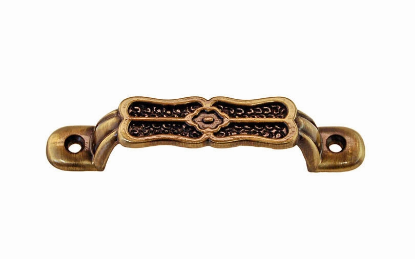 Eastlake-Style Handle ~ 3-1/8" On Centers
