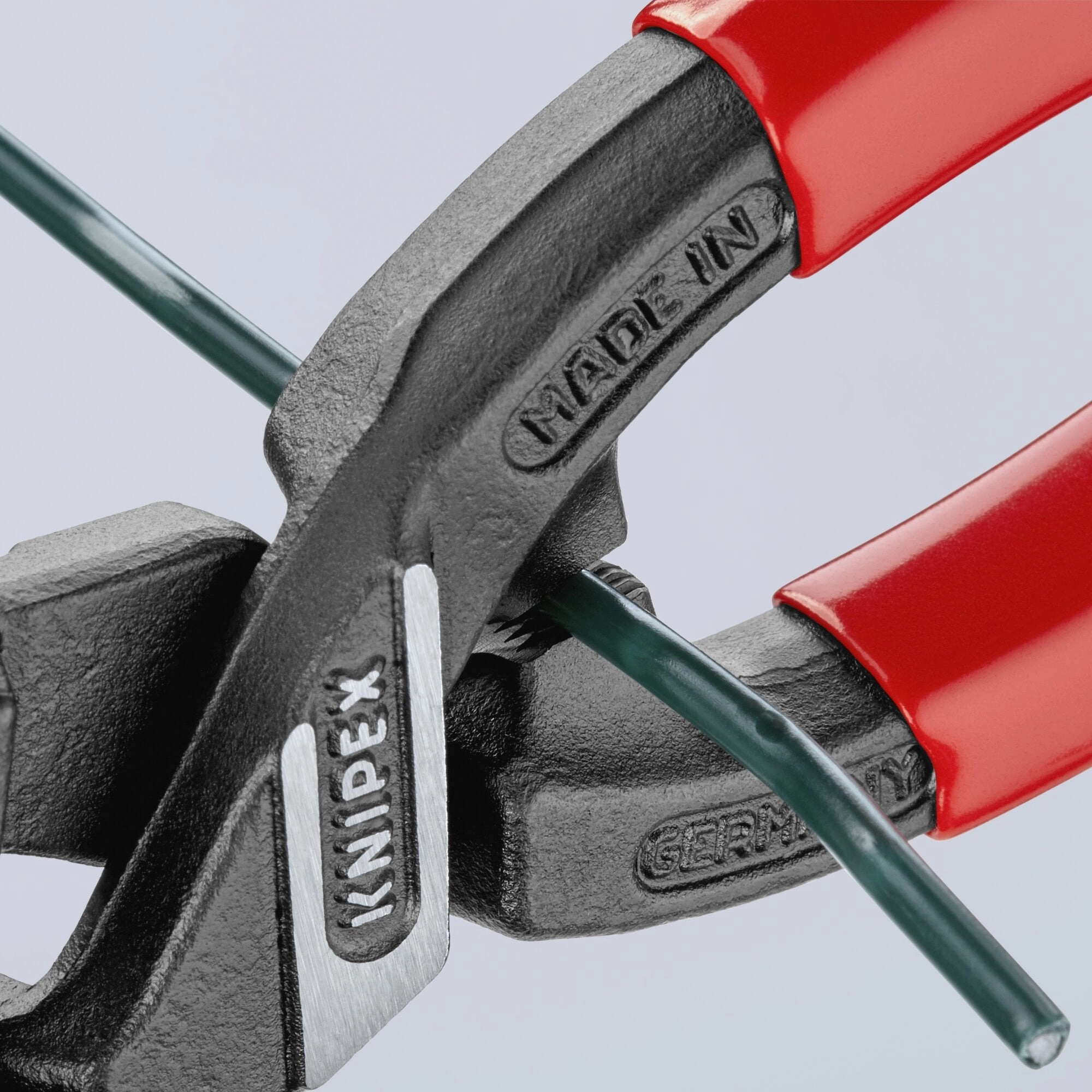 Knipex 71 21 200 8" CoBolt High Leverage 20 Angled Compact Bolt Cutters
