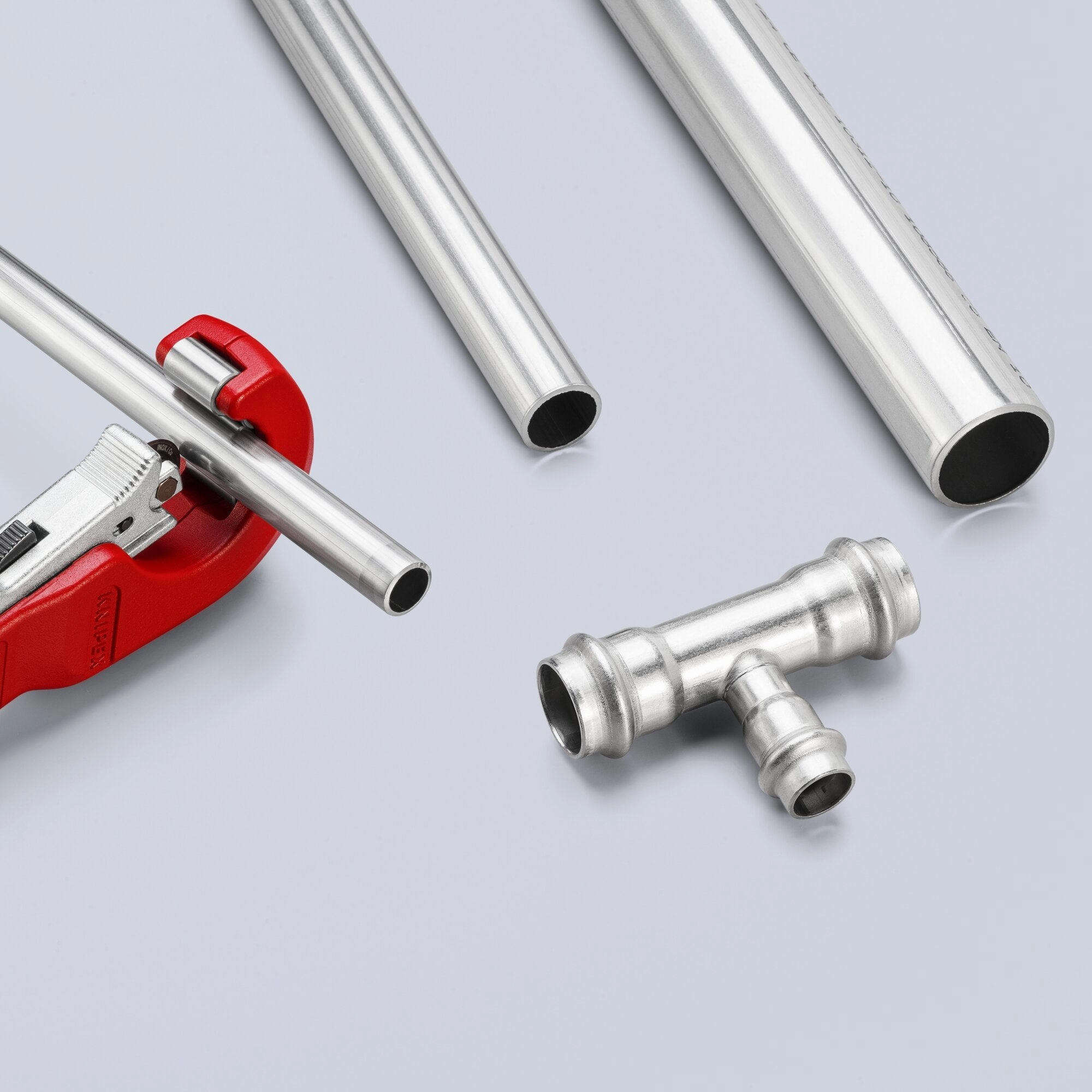 Knipex 90 31 02 SBA 7 1/4" TubiX Pipe Cutter