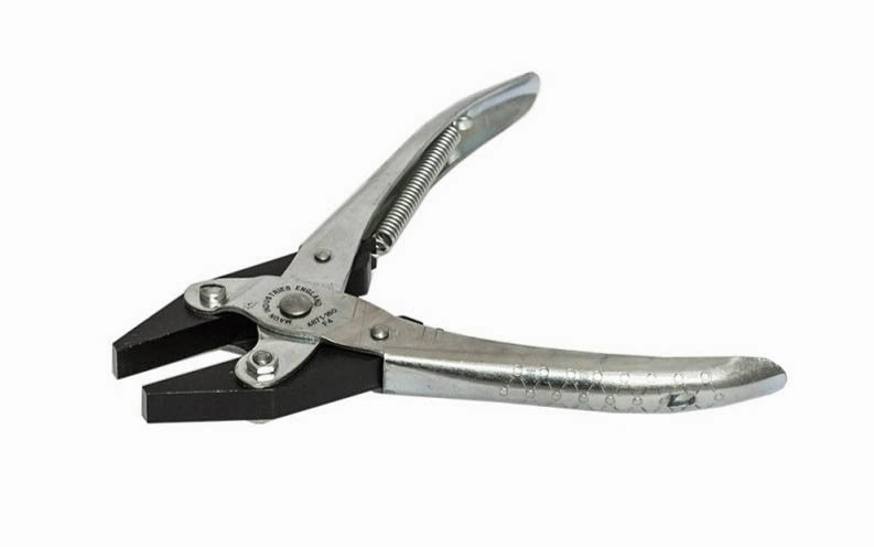 Maun Parallel Action Flat Nose Plier ~ Smooth Jaws with Spring Return