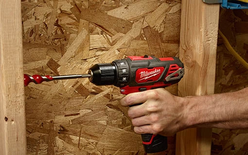 Milwaukee M12 12V Lithium-Ion 3/8" Cordless Drill/Driver Kit ~ 2407-22